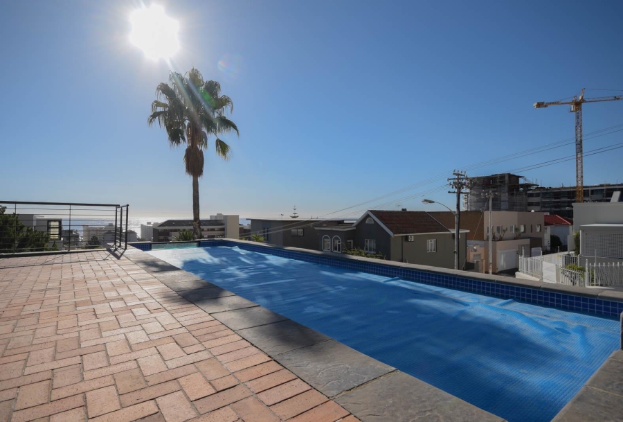 To Let 1 Bedroom Property for Rent in Sea Point Western Cape